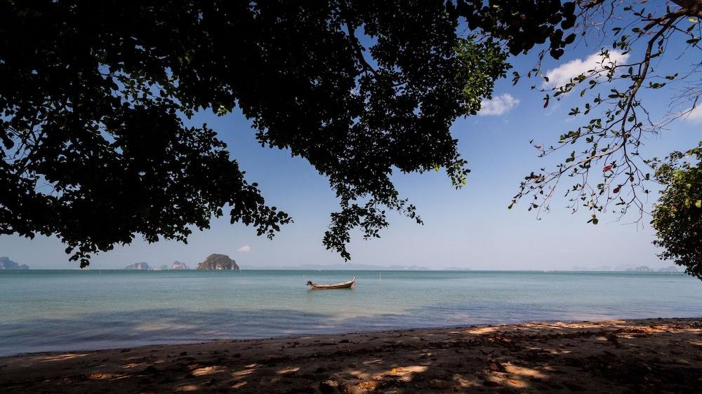 Villa Thalanena By The Beach Luaran gambar